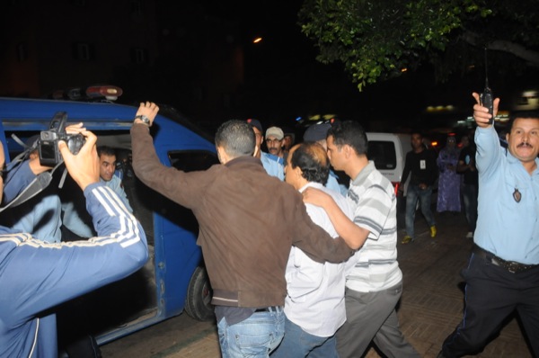 اعتقال 6 أشخاص في كازا.. 20 فبراير تحاول العودة مع رمضان (صور)
