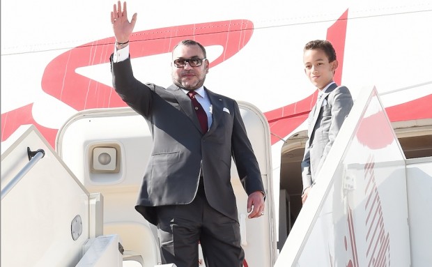 بعد زيارة دامت 10 أيام.. الملك يغادر تونس