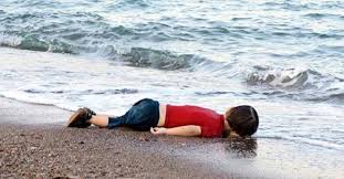 كوباني.. دفن الطفل السوري الغريق