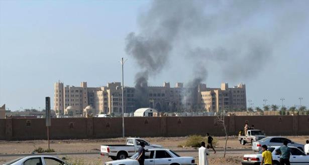 عدن.. 15 قتيلا في هجوم صاروخي استهدف حكومة اليمن