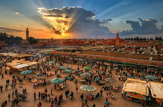 سياحة.. مراكش تنافس على لقب “الوجهة السياحية الرائدة في العالم 2015
