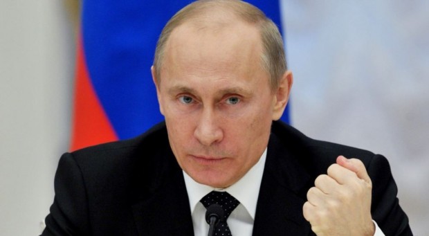 بوتين: عمل إرهابي وراء سقوط الطائرة الروسية