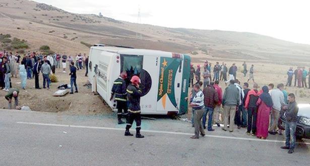 كانت عائدة من وجدة.. حادثة سير لحافلة أنصار الريف الحسيمي