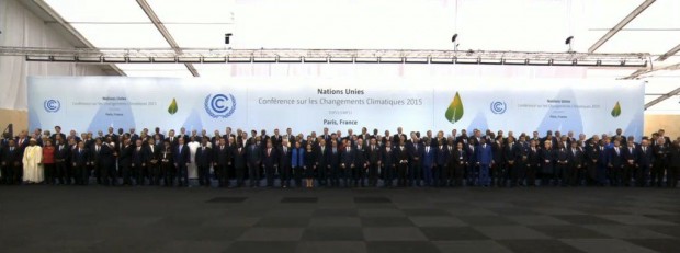 باريس.. الملك يشارك في مؤتمر التغيرات المناخية