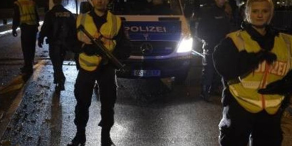 الأمن الألماني: لا متفجرات في سيارة إسعاف في ملعب هانوفر
