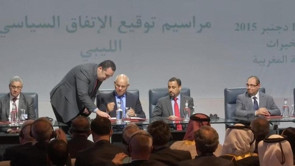 13 وزيرا و5 وزراء دولة.. حكومة ليبيا تُعدل في الصخيرات