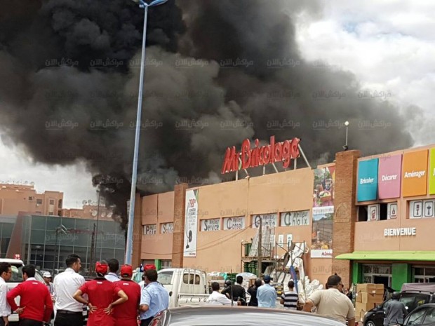 مراكش.. حريق مهول في محل مسيو بريكولاج (صور)