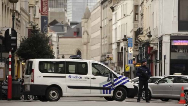 بلجيكا.. إرهابي يعتدي على شرطيتين