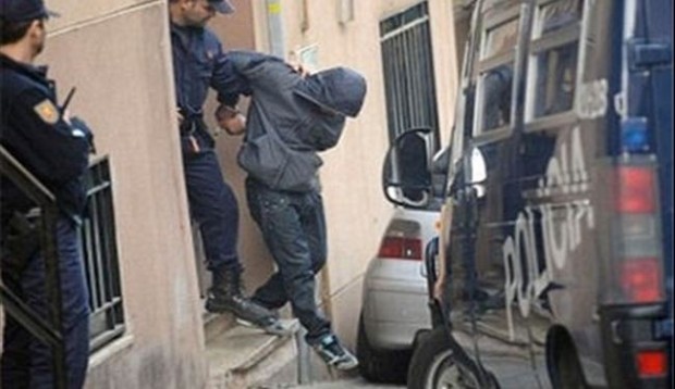 إسبانيا.. اعتقال 3 أعضاء في خلية إرهابية