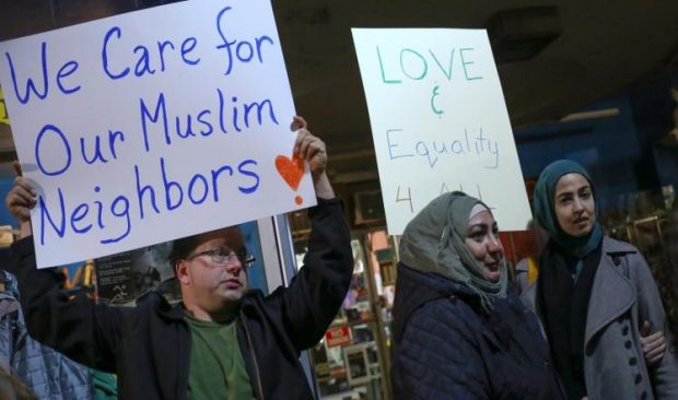 للإبلاغ عن جرائم الكراهية ضد المسلمين.. تطبيق على الهواتف الذكية في أمريكا 