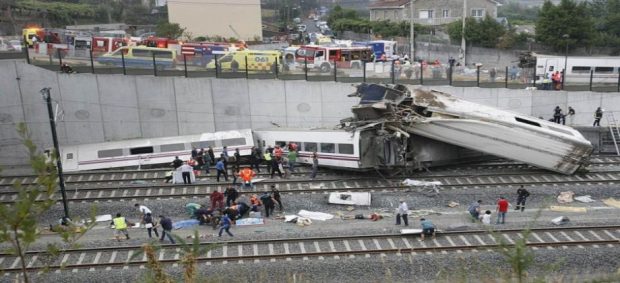 روسيا.. إصابة 13 شخص في اصطدام شاحنة بقطار