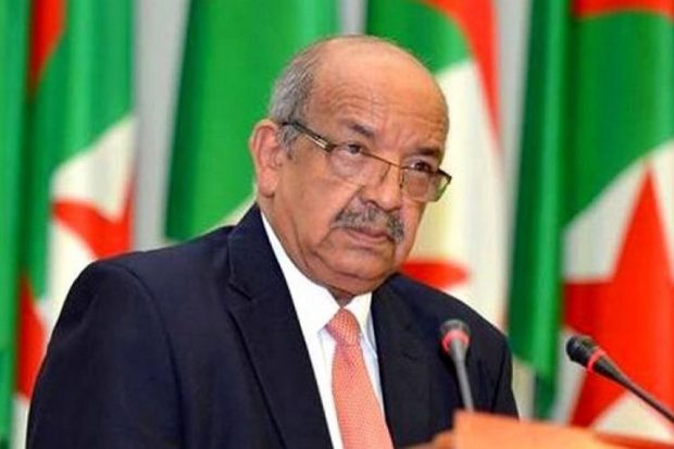 البنك الدولي يشهد بتوفق المغرب على الجزائر في مناخ الأعمال.. مساهل “ما شافش حاجة”!!