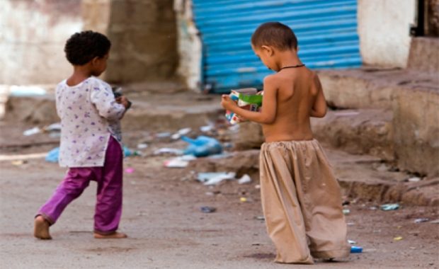 في اليوم العالمي للطفل..  180 مليون طفل يعيشون في فقر شديد
