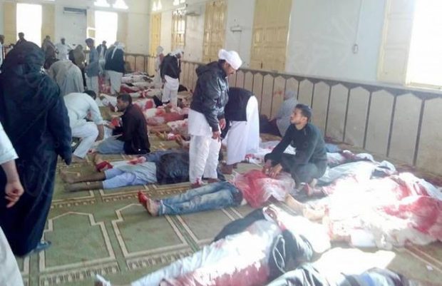 مصر.. ارتفاع عدد ضحايا المجزرة الإرهابية إلى 305