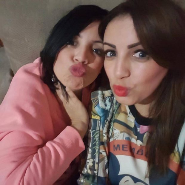 فن وإعلام.. سيلفي سناء وشهرزاء عكرود