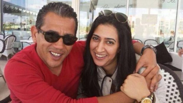 دارها تهراس الأنف.. دنيا تؤكد طلاقها!! (وثيقة)