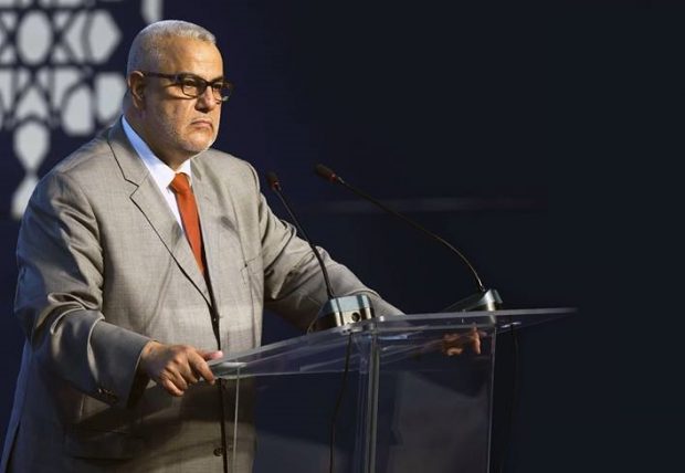 مع ربطات العنق.. “كوستيمات” ابن كيران في الحملة الانتخابية