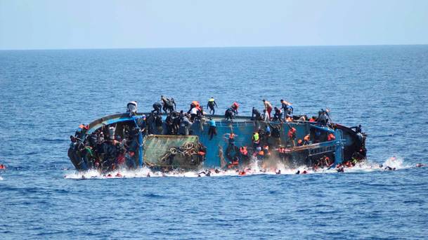 قبالة السواحل المغربية.. إنقاذ 6 مهاجرين وفقدان 28