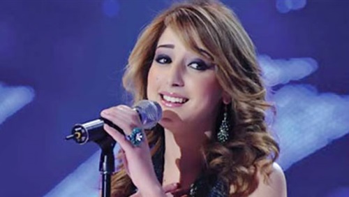 نهائيات أحلى صوت.. المغربية بسمة بوسيل في الكواليس