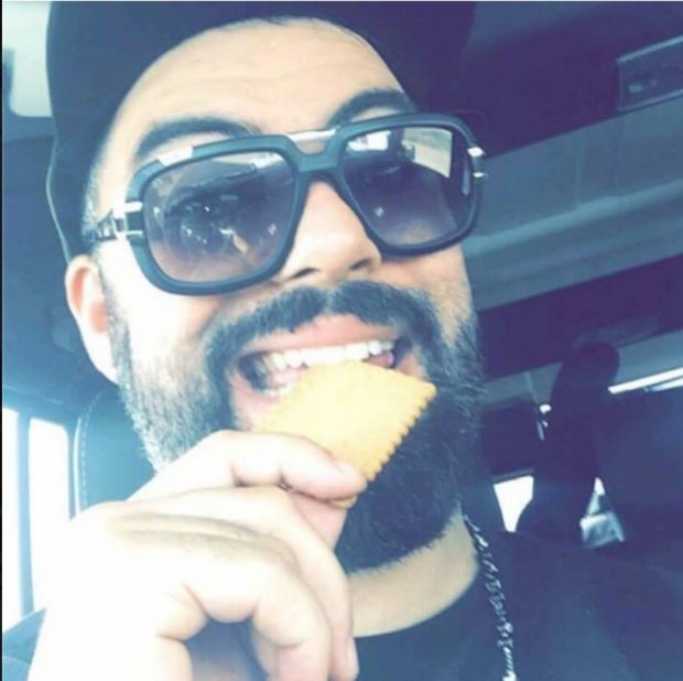 بسكويت الطفولة.. محمد رضا و”هنريس”