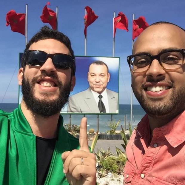 أحسن سيلفي في العالم.. مخرج “المعلم” ومحمد السادس