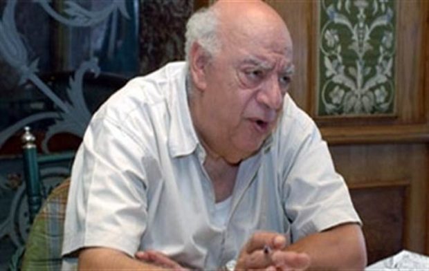 الكاتب والمسرحي المصري علي سالم.. وفاة صاحب “مدرسة المشاغبين”