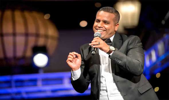 كازا.. عبد الفتاح جوادي مع الجمهور على سبة!!