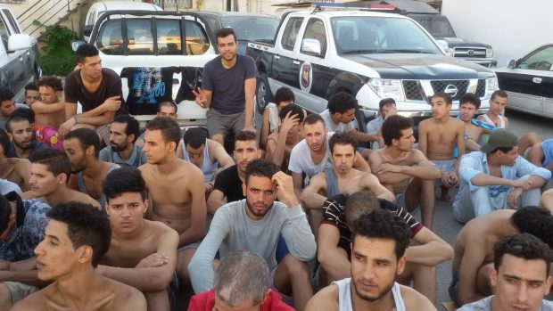 توالي عمليات الترحيل.. مجموعة أخرى من المغاربة العالقين في ليبيا تعود الأسبوع المقبل