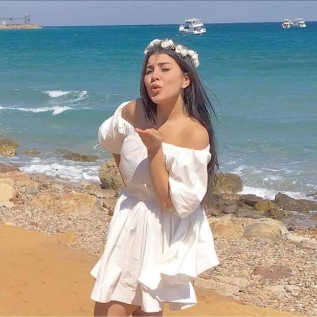 مصر.. حنان لخضر عروسة البحر