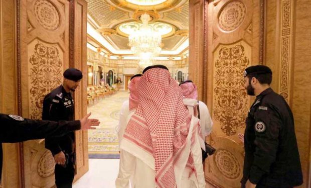السعودية.. الإفراج عن جميع المحتجزين في فندق الريتز