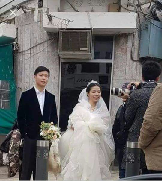بالصور من تطوان.. زواج آسيوي في الشارع!!