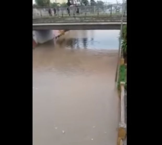 بالفيديو.. أمطار عاصفية تُغرق خريبكة