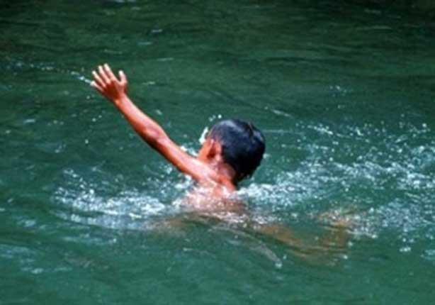 وفاة طفل في بحيرة بسطات.. السباحة العشوائية تقتل من جديد