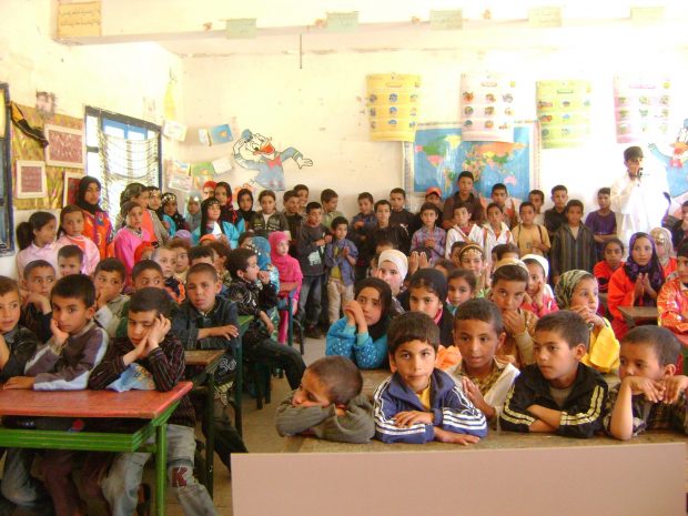 منع تكرار التلاميذ/ دعم المتعثرين/ تكوين الأساتذة.. وصفة التقويم التربوي في المغرب