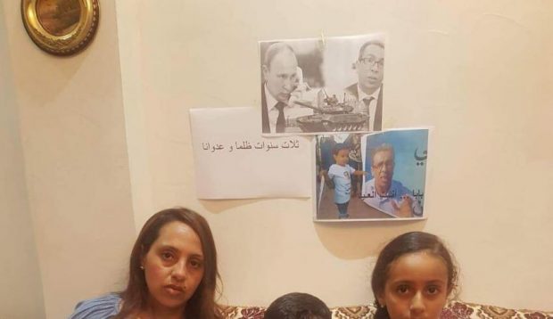 زوجة المهداوي بصورة مؤثرة مع ابنيها: حنا ما معيدينش (صور)