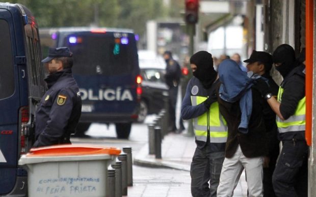 تلقين وتجنيد واستقطاب.. اعتقال داعشي مغربي في إسبانيا
