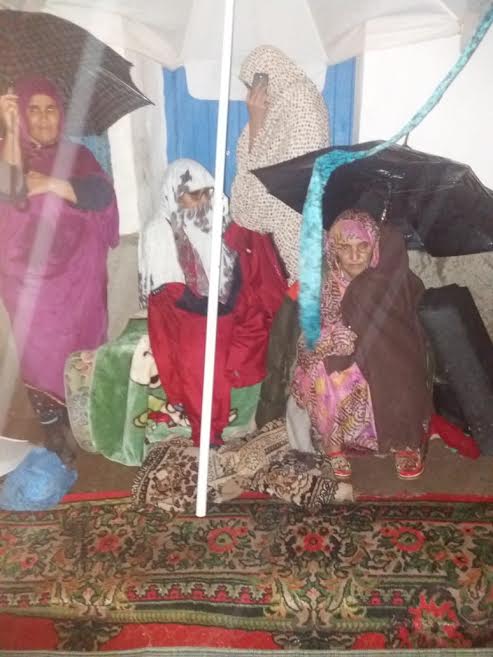 سيدي إفني.. حكم قضائي يدفع أسرة إلى العراء تحت رحمة البرد والمطر (صور وفيديو)