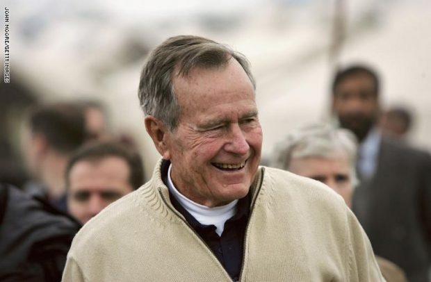عن عمر ناهز 94 عاما.. وفاة جورج بوش الأب