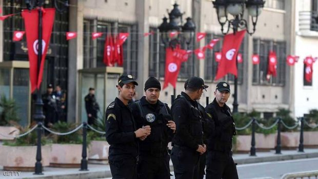 تونس.. تمديد حالة الطوارئ لمدة شهر