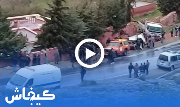 بالفيديو من ضواحي إيموزار.. 6 قتلى في حادث تصادم بين سيارة وشاحنة