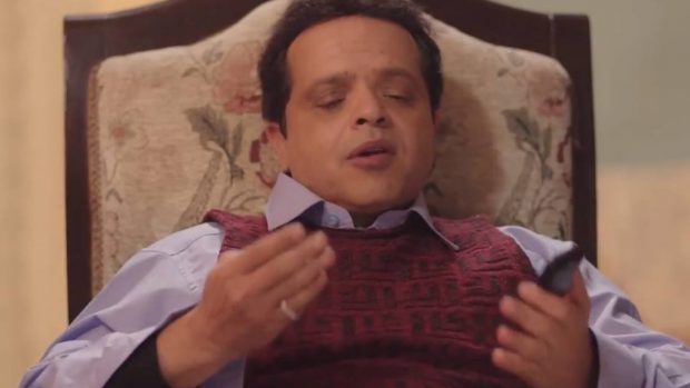 بعد تدوينته المستفزة وقصف “بركاني” من مغاربة.. الفنان المصري محمد هينيدي يعتذر!