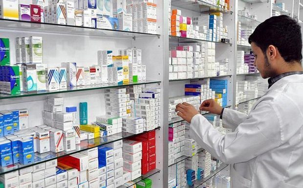 المغاربة ما عندهمش مع الدوا.. يصرفون 450 درهما في السنة على اقتناء الأدوية 