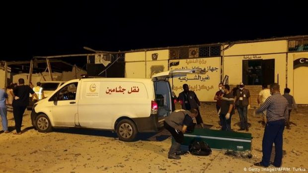 قصف مركز للهجرة غير النظامية في ليبيا.. ارتفاع عدد المغاربة المصابين