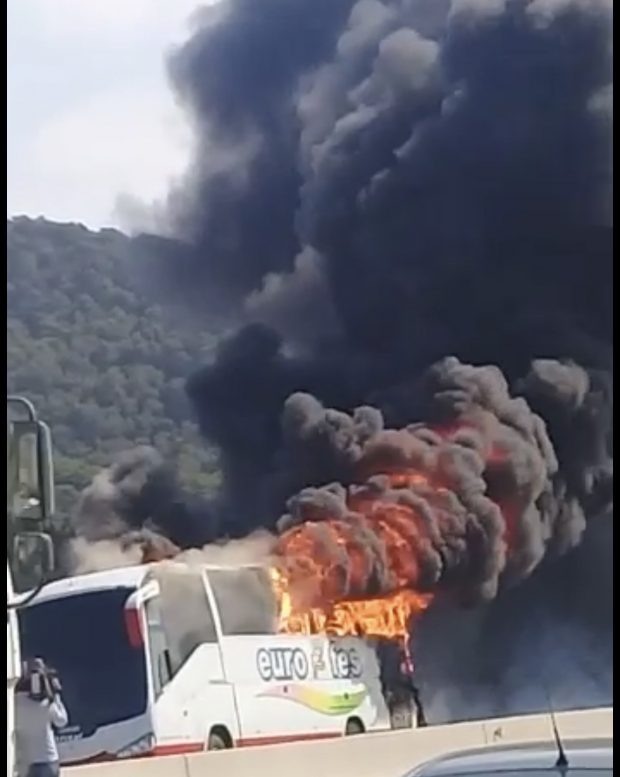 بالفيديو من طنجة.. كار شعلات فيه العافية