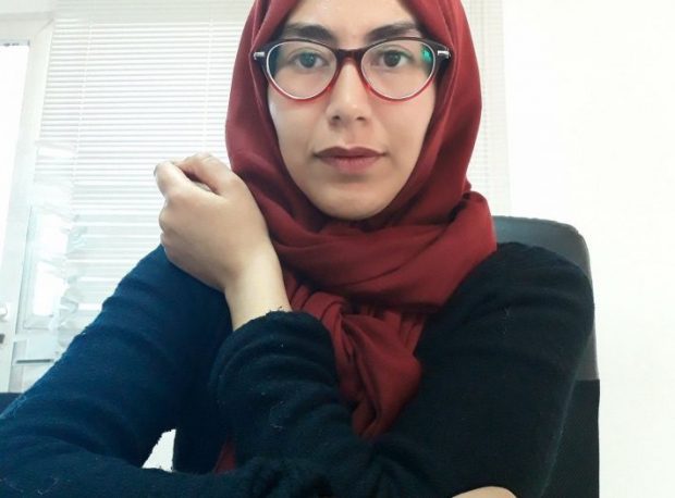 الصحافية سكينة بنزين: هذه حقيقة الهجومات التي أتعرض لها  