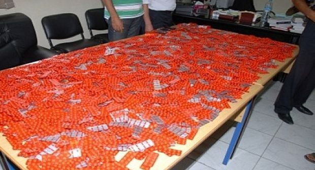 مدسوسة في علب حليب.. حجز أزيد من 11 ألف قرص مخدر في باب سبتة