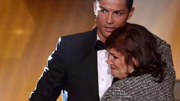بعد مرض والدته.. رونالدو يوجه رسالة شكر إلى الجماهير