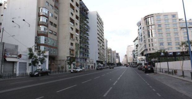 الناس حاضية راسها.. شوارع شبه فارغة في بعض المدن المغربية (صور)