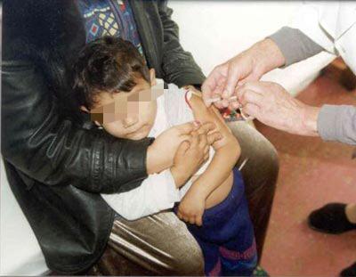 حذرت الآباء من التأخير.. وزارة الصحة توصي باستمرار عملية تلقيح الأطفال رغم الجائحة
