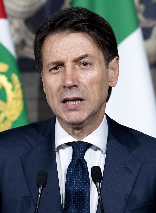 بداية شهر ماي.. إيطاليا تخفف تدابير مكافخة كورونا في قطاعات اقتصادية 